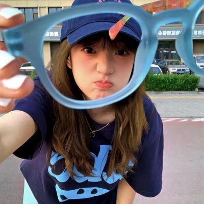 三层楼的女孩